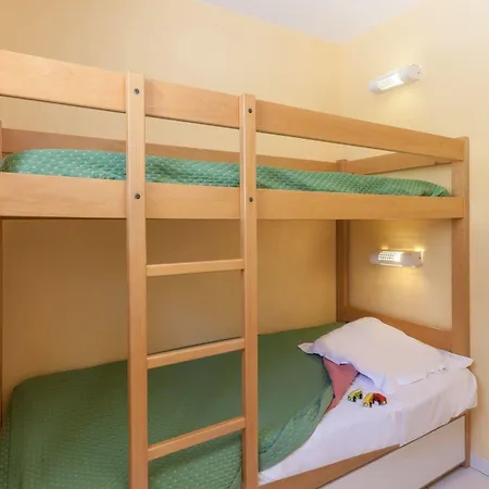 Francia Ii Appartement *