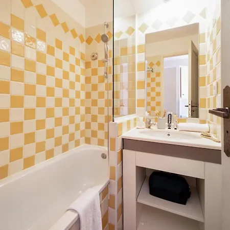 Hotel apartamentowy Francia Ii 3*